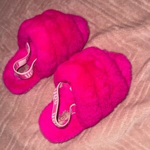 UGG Kids Slippers in Vibrant Pink
